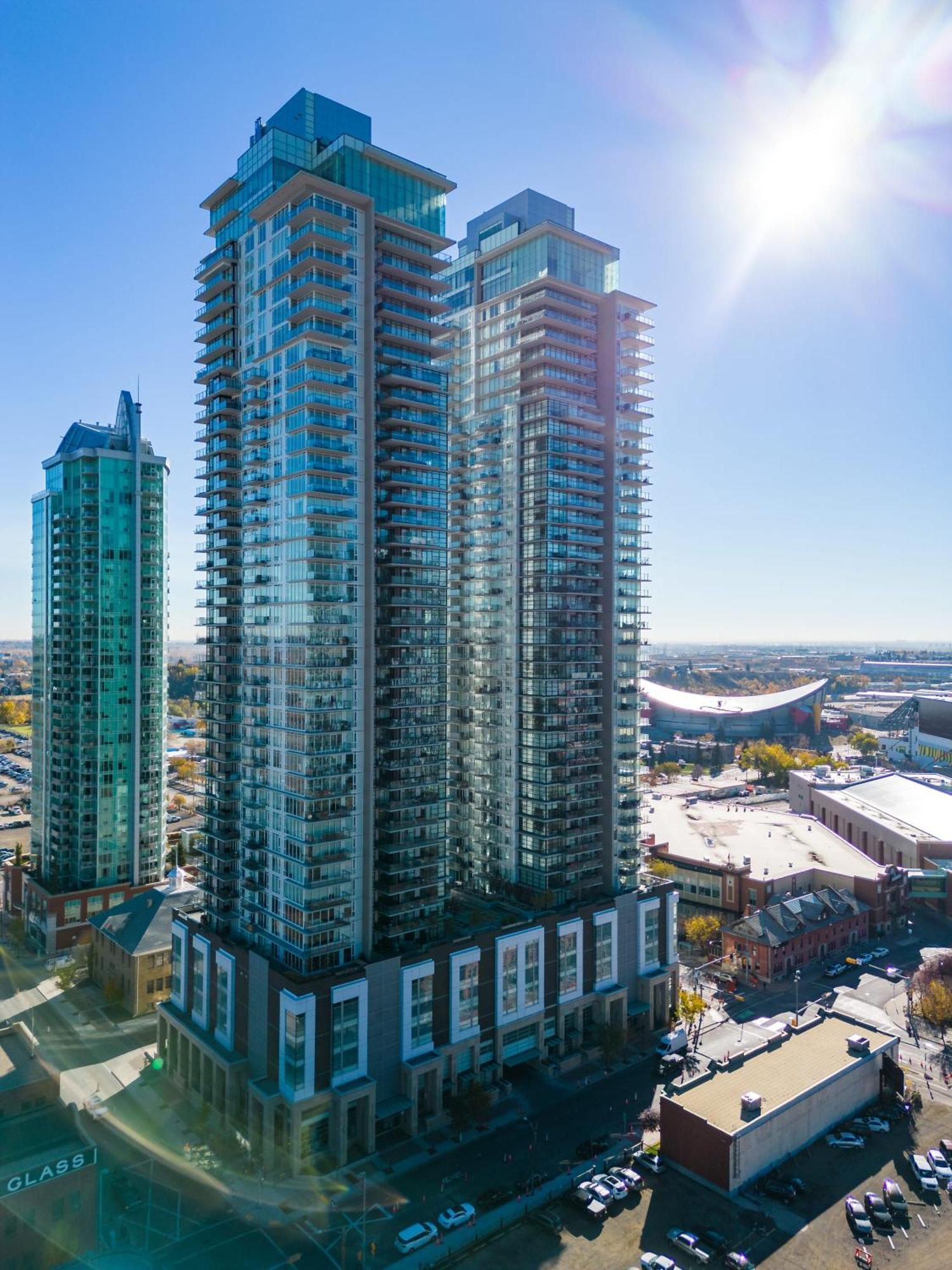 Villa Stunning 34Th Floor Views, Prime Downtown Location - Near Stampede, Casino, Bars! Free Banff Pass, Parking, Wine! YYC Exterior foto